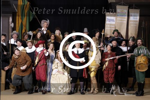 Amsterdam 9 februari 2012
Patricia Steur maakt foto zoals de nachtwacht met allemaal ambassadeurs van goede doelen.
Namen aanwezige ambassadeurs: Richard Krajicek, Irene Moors, Michael Boogerd, Raemon Sluiter, Loes Luca, Christophe Haddad, Joris Lutz, Boris Dittrich, Giovanca Ostiana, Bennie Jolink, Anita Witzier, Jaap Jongbloed, Erica Terpstra, Edwin van der Sar, Lucille Werner, Nance Coolen, Peter Faber, Nikkie Plessen, Sipke Jan Bousema, Daniï¿½l Boissevain, Ruth Jacott, Jan Douwe Kroeske, Quinty Trustfull, Gaston Starreveld, Caroline Tensen, Harmen Siezen, Lauren Verster en Albert Verlinde.
Peter Smulders bv