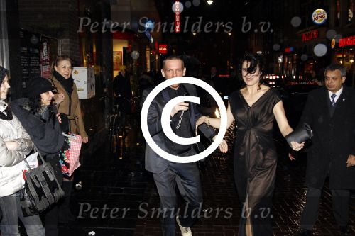 Amsterdam 22 februari 2012
Premiere Taped in Tuschinski Amsterdam. Barry Atsma met Susan Visser
Peter Smulders bv