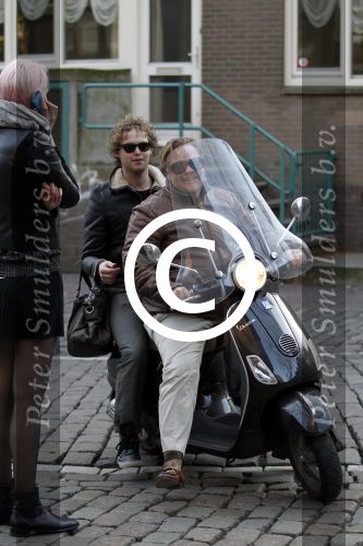 Amsterdam 12 maart 2012
Modeshow Claes Iversen op de wallen. Bastiaan v Schaijk op scooter
Peter Smulders bv