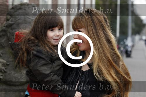 Amsterdam 14 maart 2012
Mama van het jaar verkiezing bij artis. Beertje v Beers met dochter
Peter Smulders bv