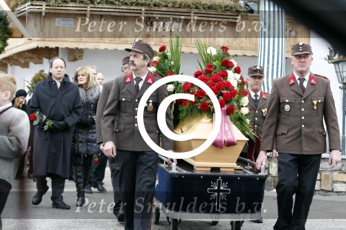 Gerlos 6 en 7 maart 2012
Begrafenis in Gerlos.
Peter Smulders bv