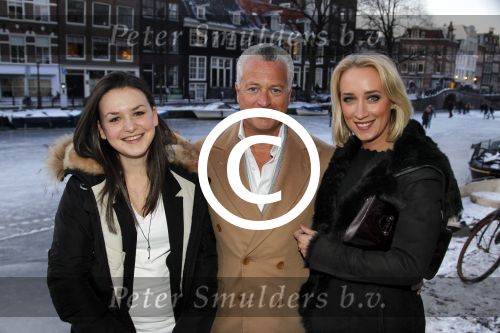 Amsterdam 6 februari 2012
Verkiezing Marie Claire bij Cristofori. Bram Moszkowicz met Eva Jinek en zijn dochter Chaya.
Peter Smulders bv