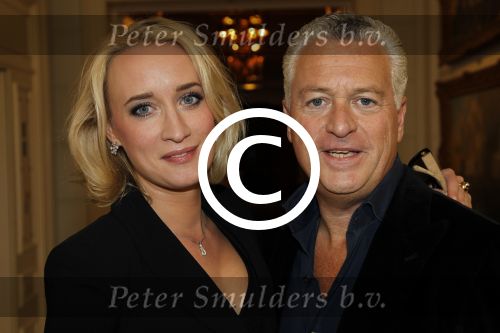 Amsterdam 11 maart 2012
Modeshow Frans Molenaar in het Amstel hotel. Bram Moszkowicz met vriendin Eva Jinek
Peter Smulders bv