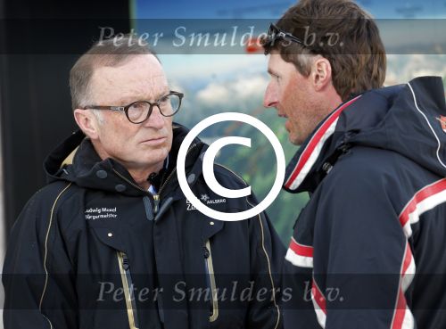 Innsbruck en Lech 18 februari 2012
Prins Friso ligt in het universitair ziekenhuis na zijn ongeluk met lawine in Lech.
Koningin Beatrix en zijn vrouw Prinses Mabel Wisse Smit zoeken hem op. burgemeester Ludwig Muxel
Peter Smulders bv