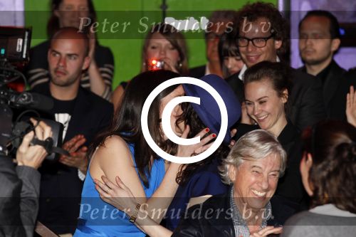 Amsterdam 12 maart 2012
Uitreiking van de rembrandts in de escape. Carice v Houten en Halina Reijn
Peter Smulders bv