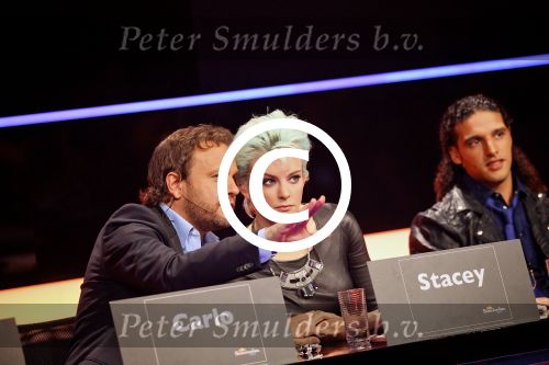 Hilversum 26 februari 2012
Nationaal Songfestival in Studio 24. Met op de foto de de juryleden Carlo Boszhard en Stacy Rookhuizen.
Peter Smulders bv
