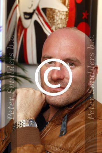 Amsterdam 14 maart 2012
Dean Saunders en Gerard Joling bij bedrijf waar ze haren implanteren.
Peter Smulders bv