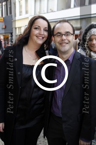 Amsterdam 4 februari 2012
Premiere achtste groepers huilen niet in Tuschinski. Dennis Bots met vrouw
Peter Smulders bv