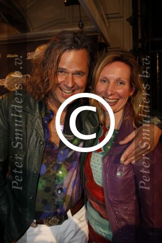 Amsterdam 17 februari 2012
Premiere Saturday night fever in Carre.
Erwin Nyhoff met zijn partner
Peter Smulders bv