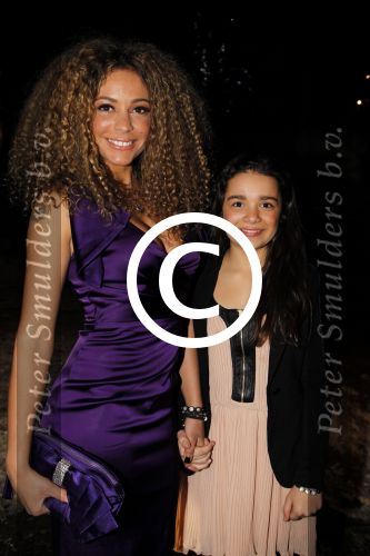 Den Haag 6 februari 2012
Premiere Als je verliefd wordt met Fajah Lourens en Bas Muijs. in Pathe Den Haag. Fajah met dochter
Peter Smulders bv