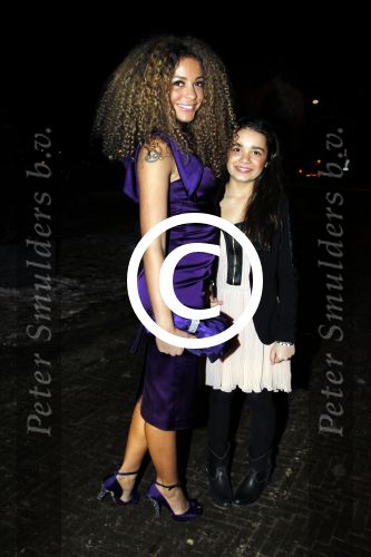 Den Haag 6 februari 2012
Premiere Als je verliefd wordt met Fajah Lourens en Bas Muijs. in Pathe Den Haag. Fajah met dochter
Peter Smulders bv