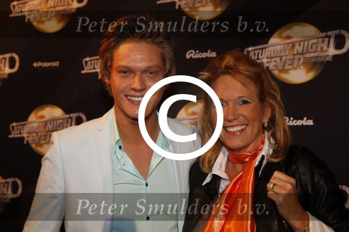 Amsterdam 17 februari 2012
Premiere Saturday night fever in Carre.
Ferry Doedens met zijn moeder
Peter Smulders bv