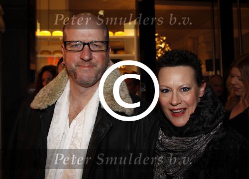 Amsterdam 13 februari 2012
Premiere Zombibi in Tuschinski. Frans v Deursen met vrouw
Peter Smulders bv