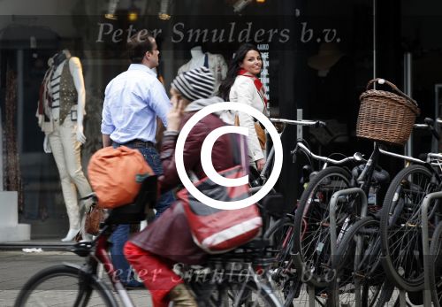 Amsterdam 18 maart 2012
Geert Hoes met zijn nieuwe vriendin Merel bij Dr Fish.
Peter Smulders bv