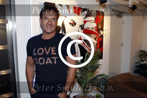 Amsterdam 14 maart 2012
Dean Saunders en Gerard Joling bij bedrijf waar ze haren implanteren.
Peter Smulders bv