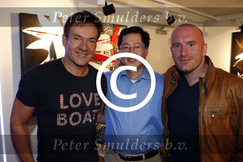Amsterdam 14 maart 2012
Dean Saunders en Gerard Joling bij bedrijf waar ze haren implanteren.
Peter Smulders bv