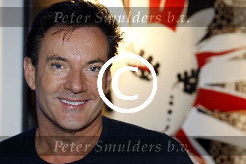 Amsterdam 14 maart 2012
Dean Saunders en Gerard Joling bij bedrijf waar ze haren implanteren.
Peter Smulders bv