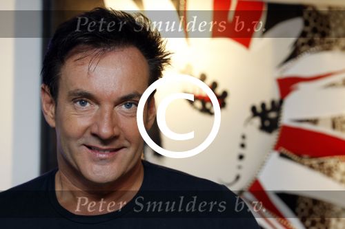 Amsterdam 14 maart 2012
Dean Saunders en Gerard Joling bij bedrijf waar ze haren implanteren.
Peter Smulders bv