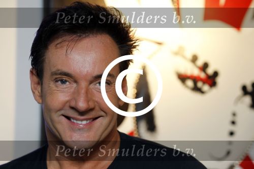 Amsterdam 14 maart 2012
Dean Saunders en Gerard Joling bij bedrijf waar ze haren implanteren.
Peter Smulders bv