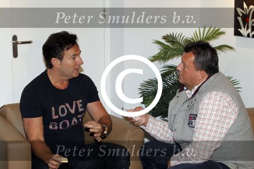 Amsterdam 14 maart 2012
Dean Saunders en Gerard Joling bij bedrijf waar ze haren implanteren.
Peter Smulders bv