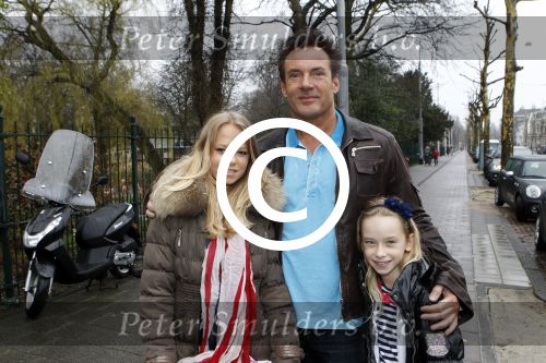 Amsterdam 18 maart 2012
Babyshower Nicolette v Dam en Bas Smit bij Artis. Gerard Joling met Jackie en Romy
Peter Smulders bv