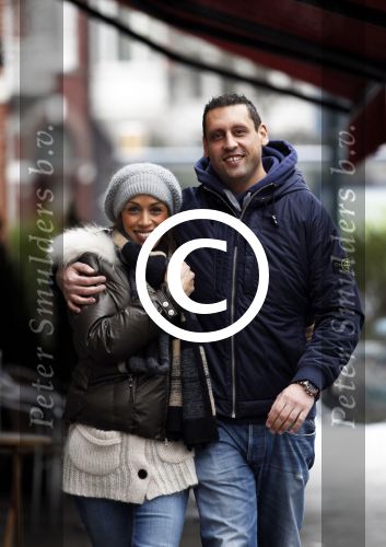 Amsterdam 9 februari 2012
Glennis Grace met vriend Moos aan het winkelen.
Peter Smulders bv