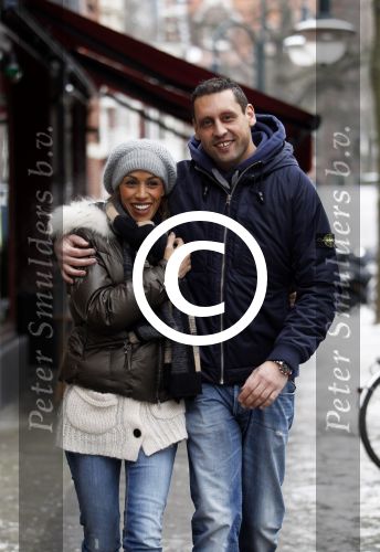 Amsterdam 9 februari 2012
Glennis Grace met vriend Moos aan het winkelen.
Peter Smulders bv