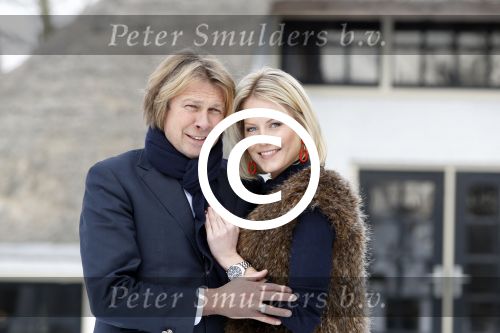 Ophemert 7 februari 2012
Hans Kraaij Jr. en Sophie Kraay  bij hun huis in Ophemert.
Peter Smulders bv