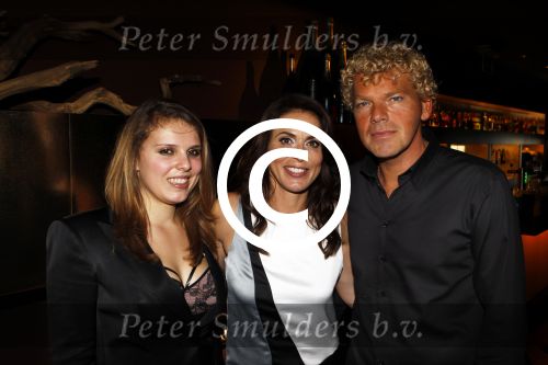 Amsterdam 12 maart 2012
Presentatie boek Heleen v Royen. Ton v Royen met dochter
Peter Smulders bv
