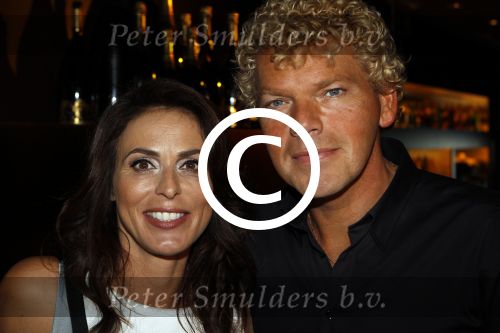 Amsterdam 12 maart 2012
Presentatie boek Heleen v Royen. Ton v Royen met dochter
Peter Smulders bv