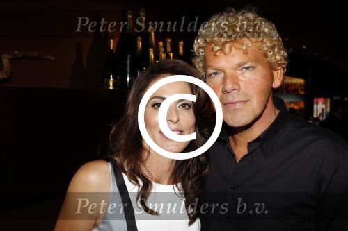 Amsterdam 12 maart 2012
Presentatie boek Heleen v Royen. Ton v Royen met dochter
Peter Smulders bv