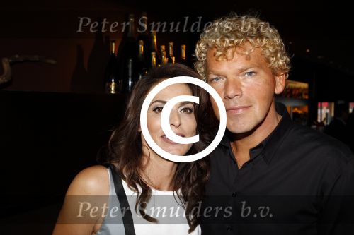 Amsterdam 12 maart 2012
Presentatie boek Heleen v Royen. Ton v Royen met dochter
Peter Smulders bv
