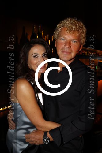 Amsterdam 12 maart 2012
Presentatie boek Heleen v Royen. Ton v Royen met dochter
Peter Smulders bv