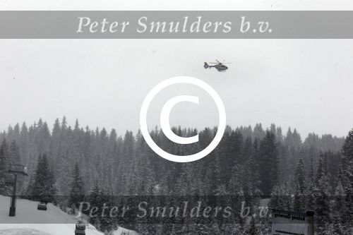 Lech 26 februari 2012
Lech. ambulance helicopter boven Lech
Peter Smulders bv