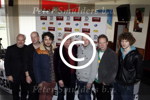 Amsterdam 13 maart 2012
Presentatie Hi Ha hondenlul met oa Henk Spaan Frans v Deursen Diederik v Vleuten Nico Dijkshoorn Kees v Nieuwkerk Erik v Muiswinkel en Teddy Cherim.
Peter Smulders bv