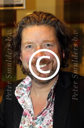 Hoofddorp 6 februari 2012
Premiere eten met vrienden met oa Rick Engelkes Lone v Roosendaal Miryanna v Reeden en Kees Boot in de schouwburg van Hoofddorp. Henkjan Smits met vrouw
Peter Smulders bv