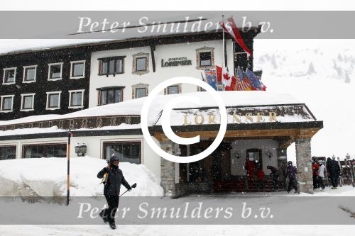 Zurs 26 februari 2012
Rene Natasja Diedier en Maxim froger op skivakantie in Zurs. hotel Edelweis
Peter Smulders bv