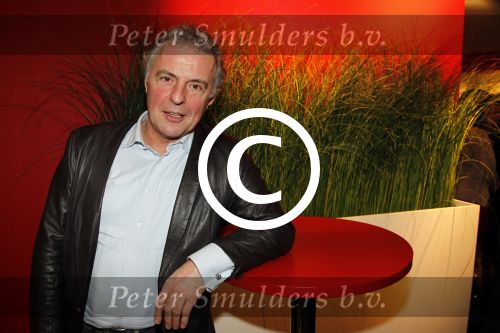 Hoofddorp 6 februari 2012
Premiere eten met vrienden met oa Rick Engelkes Lone v Roosendaal Miryanna v Reeden en Kees Boot in de schouwburg van Hoofddorp. Huub Stapel
Peter Smulders bv