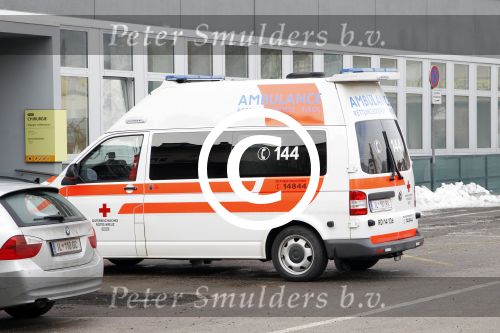 Innsbruck 18 februari 2012
Prins Frisoligt in het universitair ziekenhuis van Innsbruck na zijn ongeluk met lawine. Zijn moeder koningin Beatrix en zijn vrouw prinses Mabel Wisse Smit komen hem opzoeken.
Peter Smulders bv