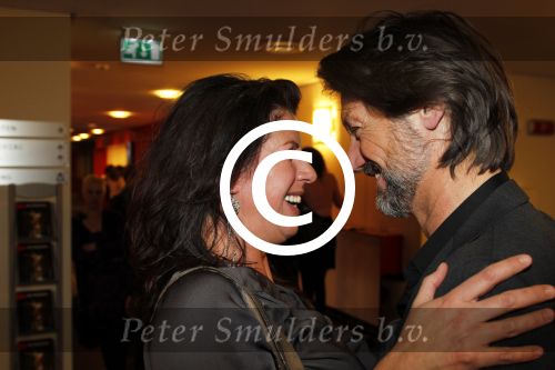Hoofddorp 6 februari 2012
Premiere eten met vrienden met oa Rick Engelkes Lone v Roosendaal Miryanna v Reeden en Kees Boot in de schouwburg van Hoofddorp. Isa Hoes met Rick Engelkes
Peter Smulders bv