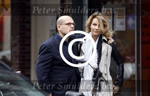 Amsterdam 3 maart 2012
Jaap v Zweden met zijn vrouw Aaltje v Zweden verliefd op de pc hooftstraat.
Peter Smulders bv