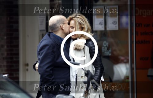 Amsterdam 3 maart 2012
Jaap v Zweden met zijn vrouw Aaltje v Zweden verliefd op de pc hooftstraat.
Peter Smulders bv