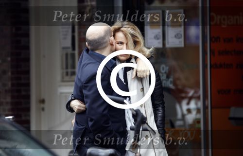 Amsterdam 3 maart 2012
Jaap v Zweden met zijn vrouw Aaltje v Zweden verliefd op de pc hooftstraat.
Peter Smulders bv