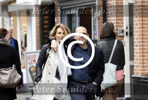Amsterdam 3 maart 2012
Jaap v Zweden met zijn vrouw Aaltje v Zweden verliefd op de pc hooftstraat.
Peter Smulders bv