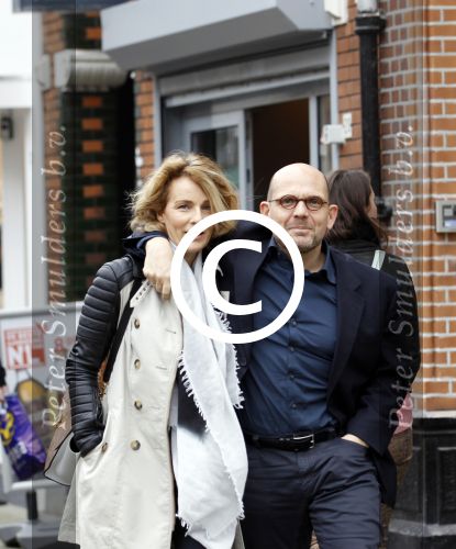 Amsterdam 3 maart 2012
Jaap v Zweden met zijn vrouw Aaltje v Zweden verliefd op de pc hooftstraat.
Peter Smulders bv