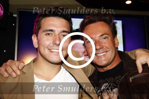 Volendam 9 maart 2012
Persconferentei jan Smit ivm 15 jaar artiest en concerten in Ahoy. Jan Smit met Gerard Joling
Peter Smulders bv