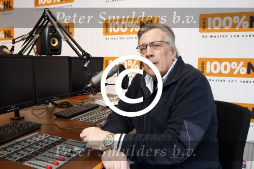 Hilversum 11 februari 2012
Jan v Veen bij 100% NL bij de wereldomroep.
Peter Smulders bv