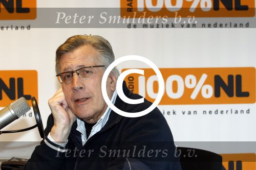 Hilversum 11 februari 2012
Jan v Veen bij 100% NL bij de wereldomroep.
Peter Smulders bv