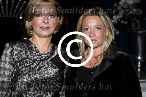 Hilversum 5 februari 2012
Optreden Jeroen v d Boom en Rene Froger in studio 21 voor de stichting DON. Janine Plasschaert Hennis met een vriendin
Peter Smulders bv
