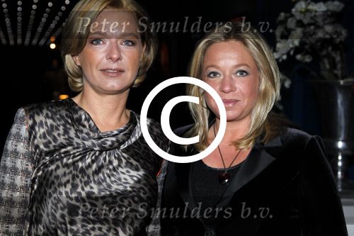 Hilversum 5 februari 2012
Optreden Jeroen v d Boom en Rene Froger in studio 21 voor de stichting DON. Janine Plasschaert Hennis met een vriendin
Peter Smulders bv